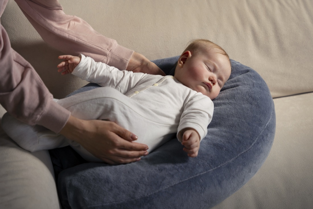 Ouder met baby tijdens begeleiding
